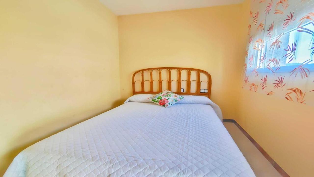 Vacay Apartamento Costamar, A Pasos De La Playa En Costa Brava , L' Escala Luaran gambar