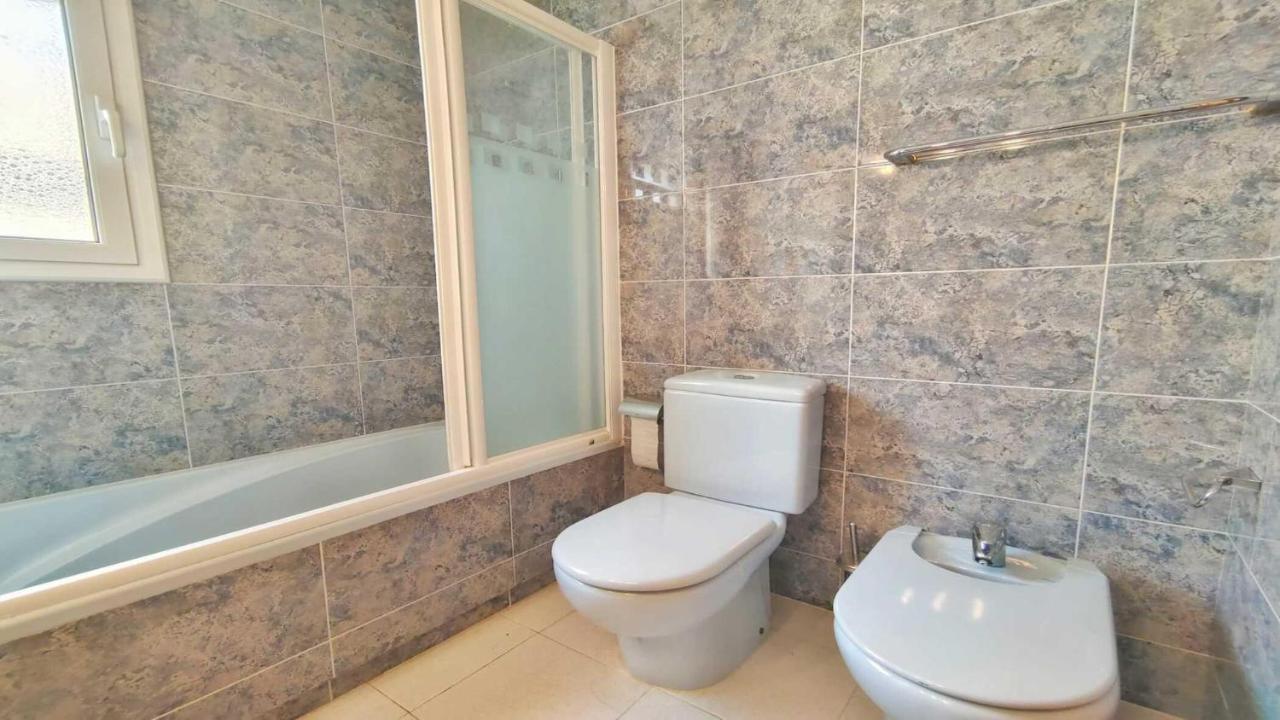 Vacay Apartamento Costamar, A Pasos De La Playa En Costa Brava , L' Escala Luaran gambar